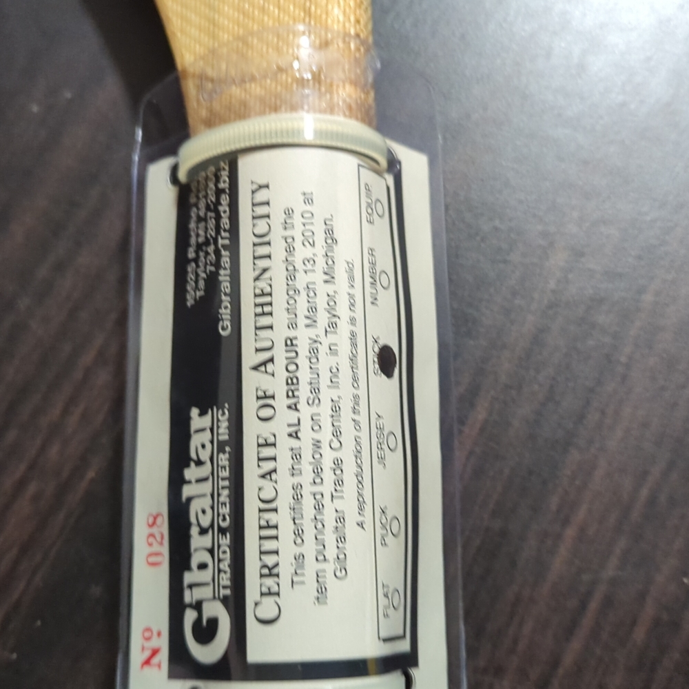 Mike Bossy Hall of Fame stick autographed by (2) - Picture 8 of 11